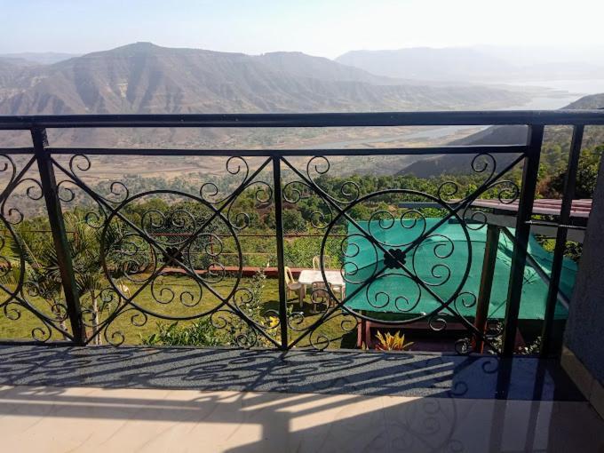 Krishna Valley Resort Mahābaleshwar Esterno foto