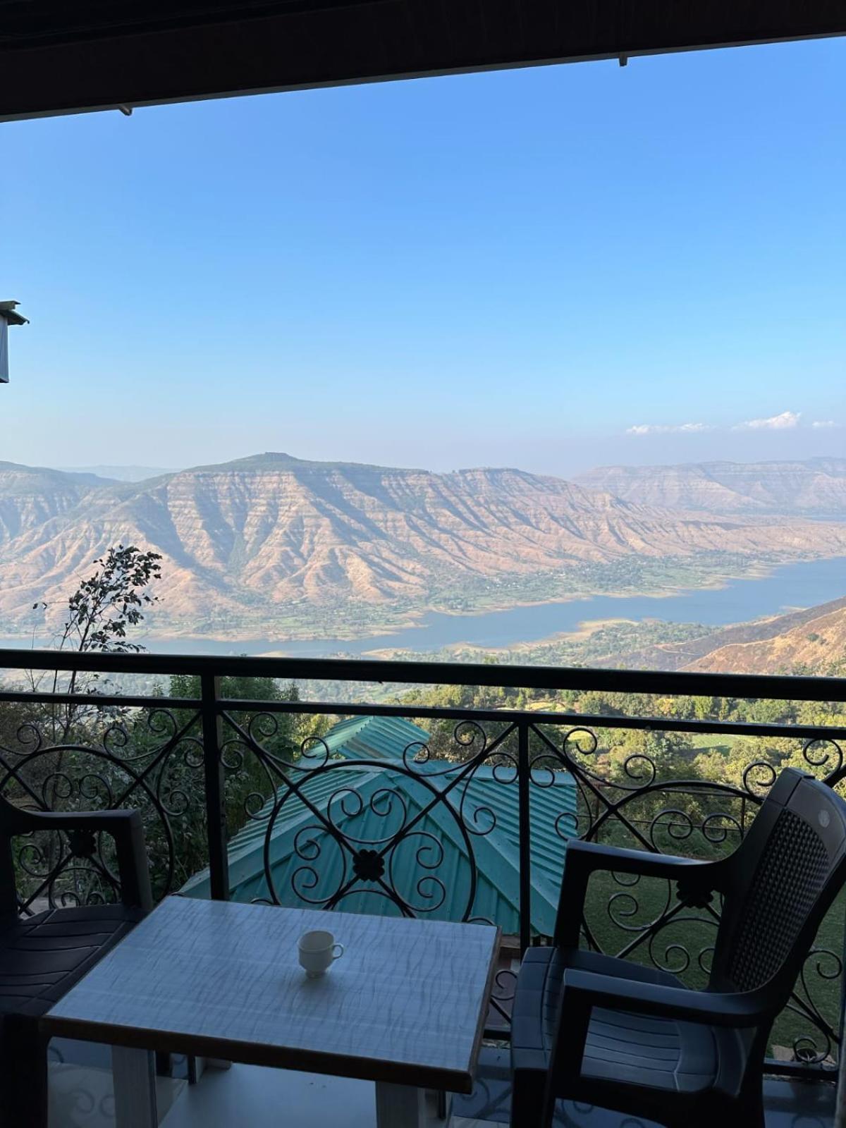 Krishna Valley Resort Mahābaleshwar Esterno foto