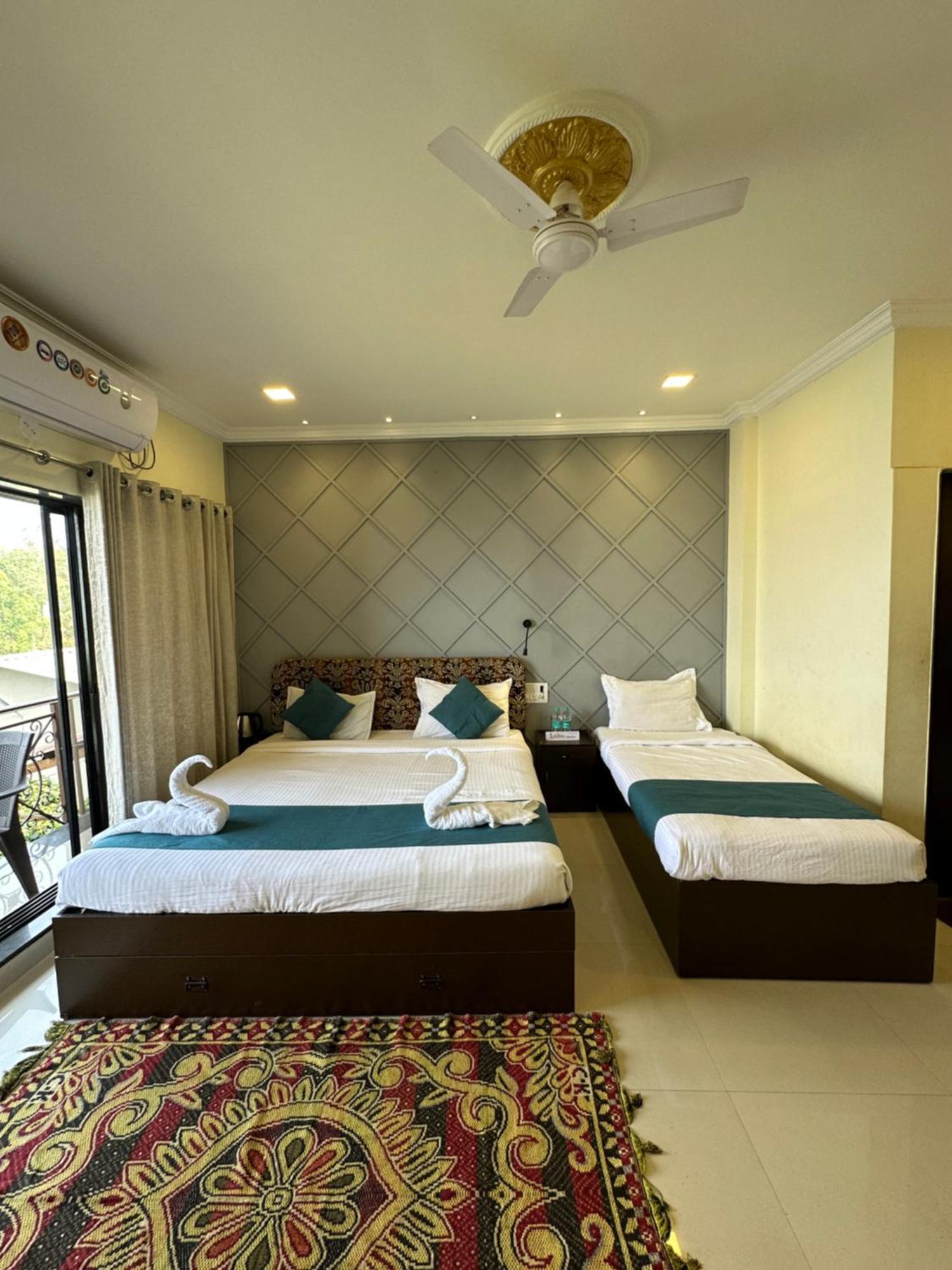 Krishna Valley Resort Mahābaleshwar Esterno foto